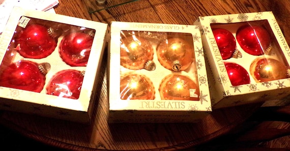 Vintage Silvestri Glass Tree Ornaments, 12 1970's Red Gold 3.5
