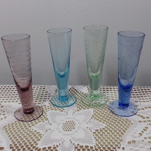 Glass Cordial Barware Set 4 Different Colors for Dessert Liqueurs, 4 Etched Glass Cordial Liqueur Glasses, Morethebuckles