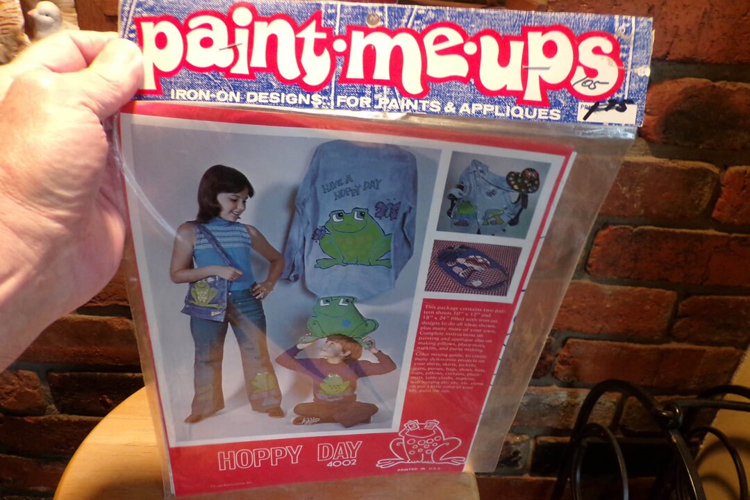 1975 Fabric Painting Instructions and Iron on Designs for Paints and Appliques paint Me Ups Sill