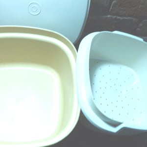 Tupperware Square Microwave Steamer 3 Pc Harvest Gold 888-16 889-14 887-3, Morethebuckles, Microwave food steamer
