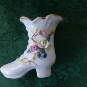Vintage 1950&#39;s  porcelain high top boot 1950&#39;s, porcelain toothpick holder,  floral boot toothpick holder, 3 3/4&quot; boot, Morethebuckles