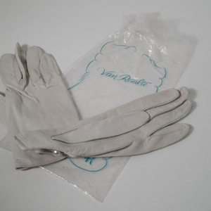Vintage 1940er Jahre Van Raalte Damen Handschuhe, NOS Damen Lederhandschuhe, Kleine Leder Handschuhe, Morethebuckles