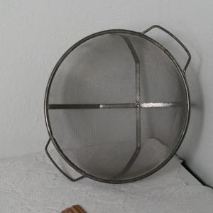Vintage Primitive Metal Wire Mesh Strainer w/ Handles & Feet 8.5" wide Colander, 1950’s, Morethebuckles
