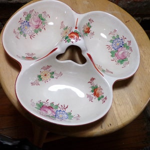 Vintage Mikori Ware Japan floral divided dish, 1930’s floral Japanese 3 section dish, divided bowl, divided handled bowl, Morethebuckles