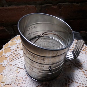 Vintage Good Cooks 3 Tassen Mehlsieb, Backen, Bäcker Geschenk, Mehlsieb, Zinnmehl Sieb, Landhausküche, rustikale Küche, Morethebuckles