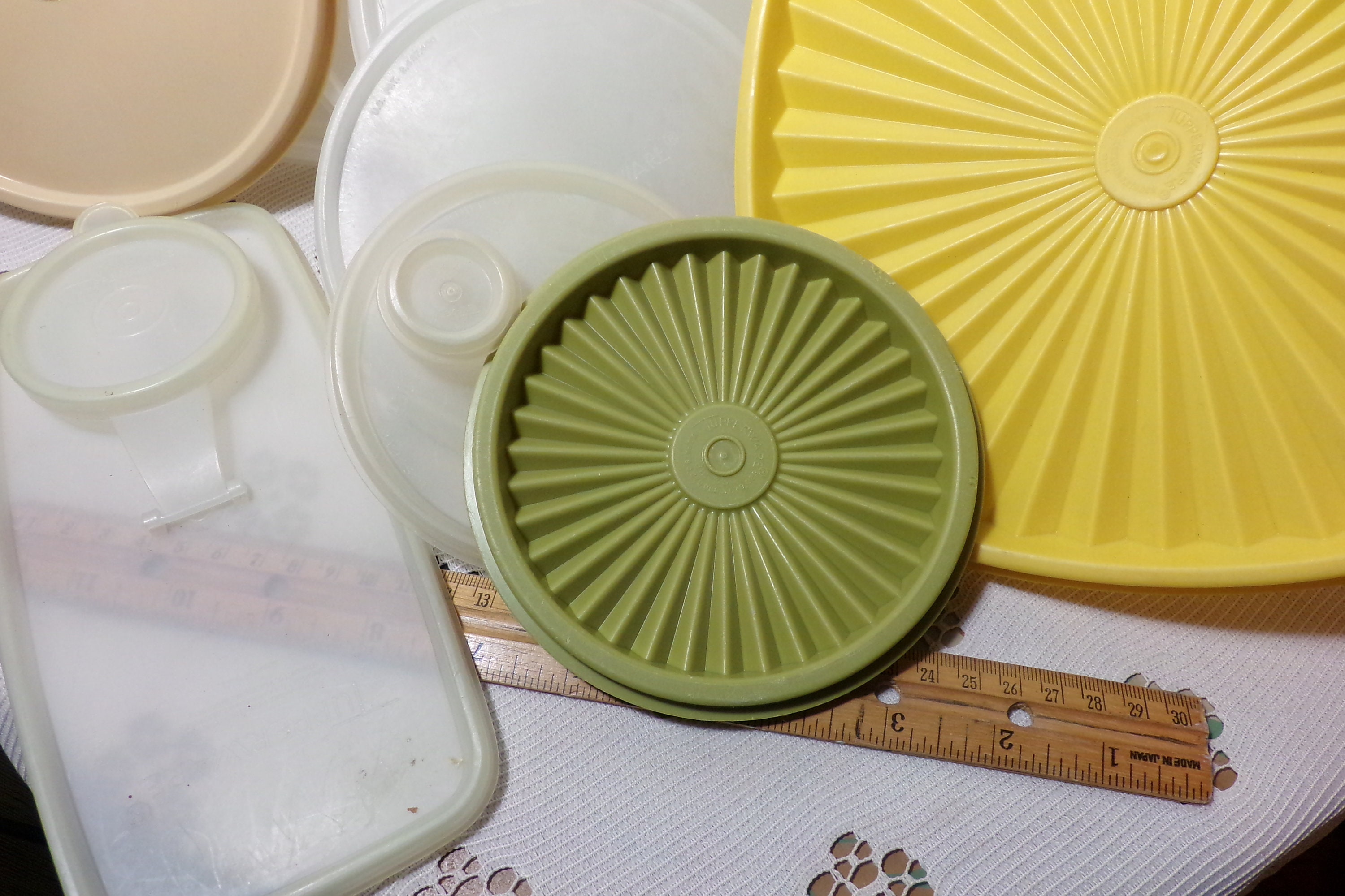 タッパーウェアの交換用蓋、ヴィンテージ タッパーウェアの蓋