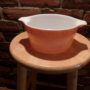 Vintage Pyrex casserole dish, Pyrex 474 B 1.5 QT orange casserole dish, Orange wheat pattern casserole dish, 1960’s Wheat, Morethebuckles