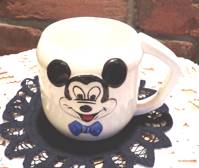 Taza vintage de Mickey Mouse de los años 50, Walt Disney Productions, coleccionable imagen 2