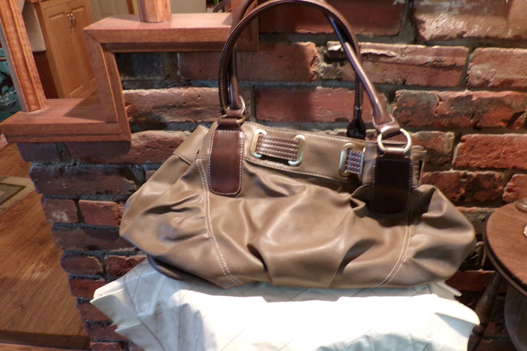 Shoulder Bag for Women in Dark Brown: Sophie