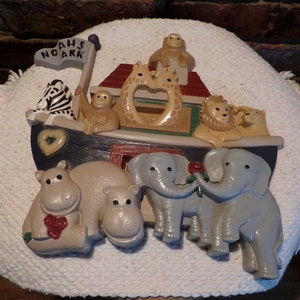 Kids room decor, Vintage Noah’s ark wall plaque, 1995 Noah’s ark wall décor, Home Interiors/Homco #7623 Kids room Décor, Morethebuckles