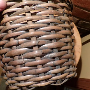 Vintage wicker plant basket, blue tan wicker basket, too tone wicker basket, blue basket, 7.5” wicker basket, Morethebuckles