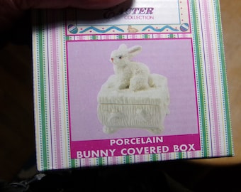 NOS Easter Bunny Covered Box, Vintage World Bazaars Inc Bunny Covered Box, Bunny top porcelain dish, Morethebuckles