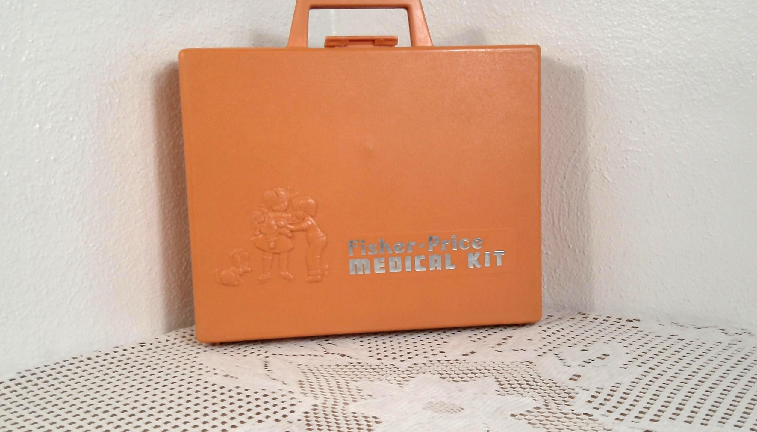 1977 fisher price medical kit - Etsy 日本