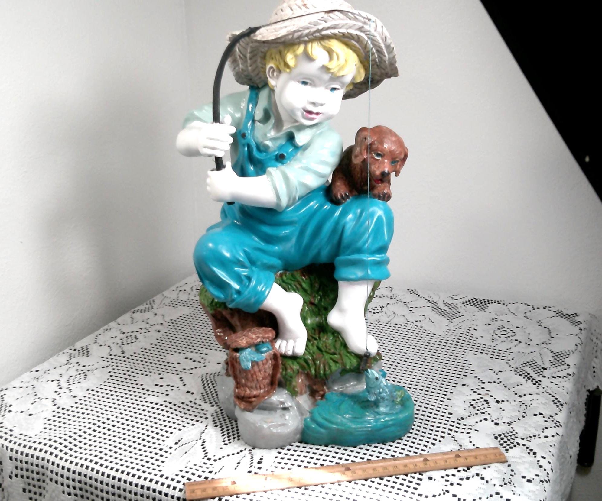Digger Vintage 　達磨像　置物　約3.75㎏　Y　R9467 Vintage Boy Fishing With Dog Yard Statue 18” by 9” by 7”, RARE