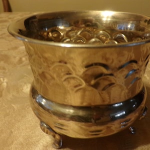 Solid brass planter, brass footed brass pot, brass claw footed bowl, ornate brass, Hollywood Regency Mid Century Brass, Morethebuckles
