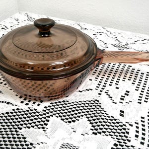 Vintage Corning Ware Amber Glass Saucepan with Pyrex Lid - 0.5L, lidded glass pan