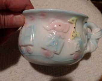 Vintage Rubens Originals Planter/Pot/Cup, Blocks Elephant, Giraffe Elephant Pastel Colors Baby Room Storage, 1950's,  Morethebuckles