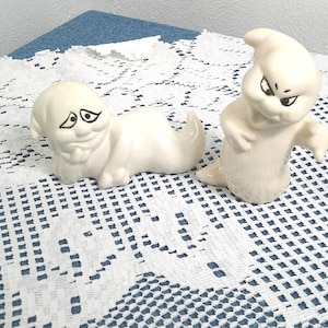 Vintage 1980&#39;s Ceramic Hand Painted Ghosts, Ceramic Ghosts Figurines, Halloween, Ghost Set, Morethebuckles
