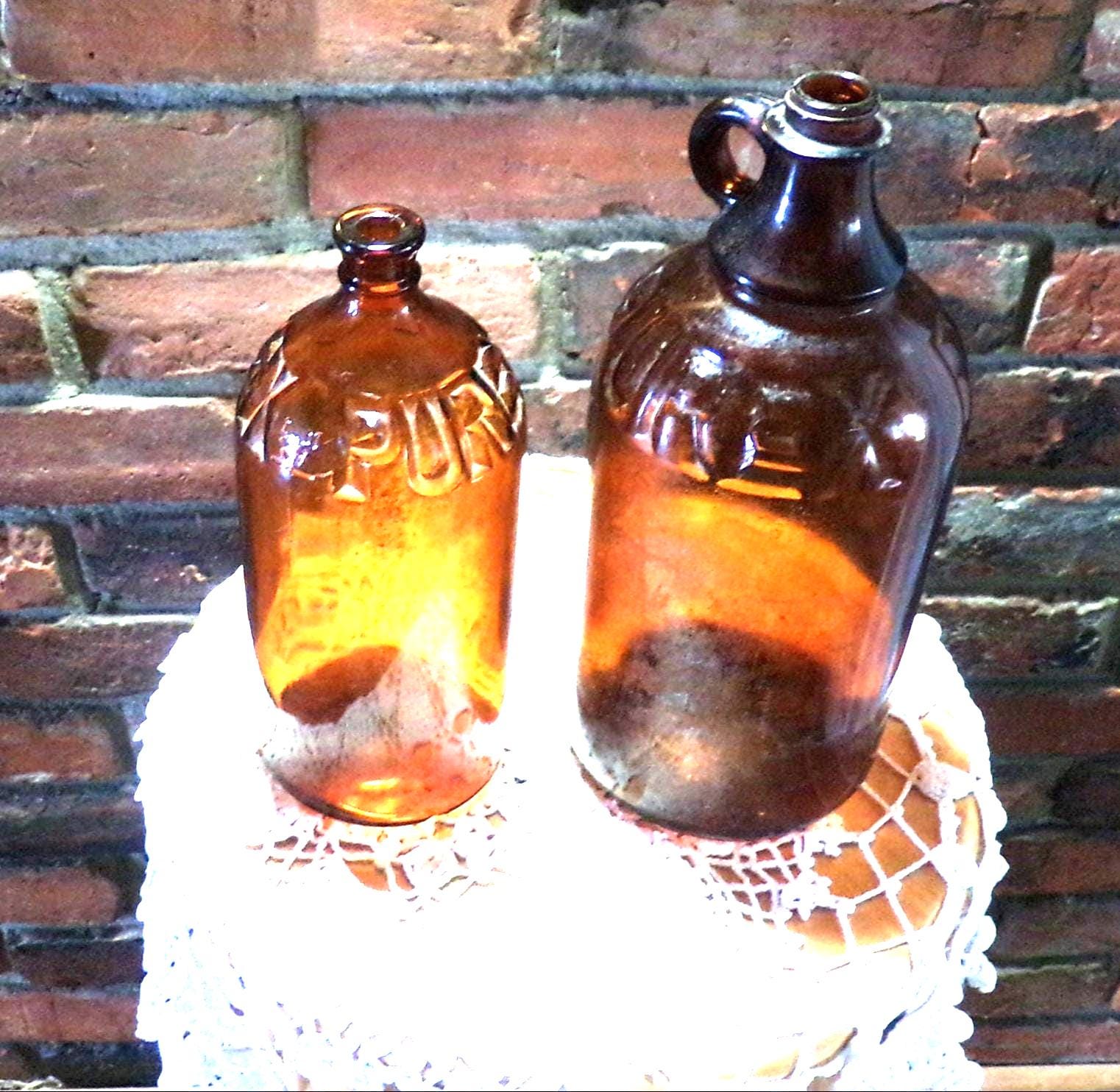 M984 Vintage 1930's PUREX ボトル アートガラス トレイ Vintage 1930's Brown Glass Purex Bottles, Vintage Collectible