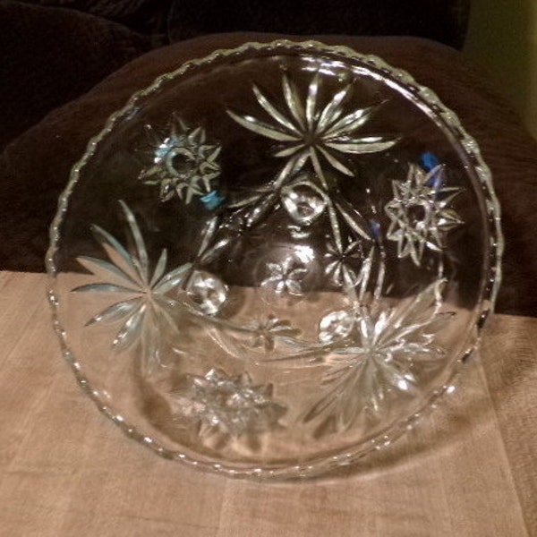 Vintage Anchor Hocking Star and Fan footed bowls, Cut glass footed bowl, candy dish, serving bowl,  wedding,  Morethebuckles