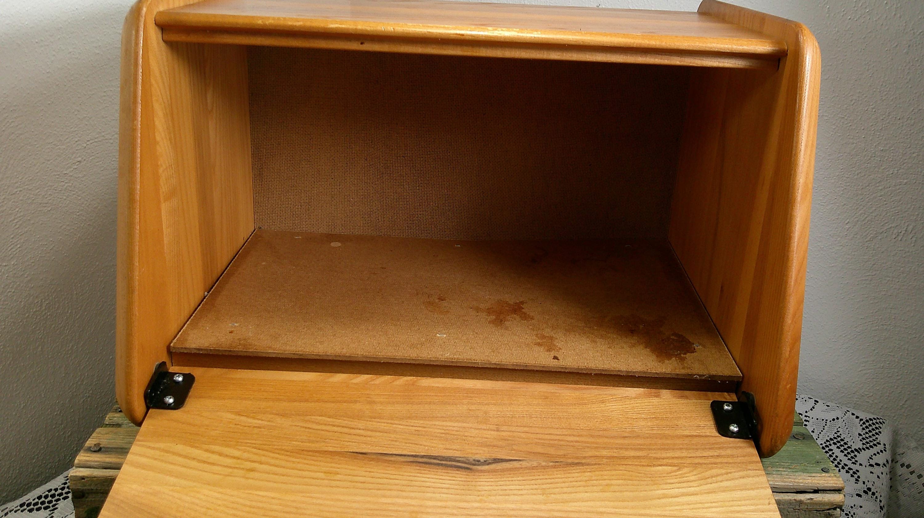 Vintage 1970's Oak Bread Box With Hinged Lid by Cornwall, Country