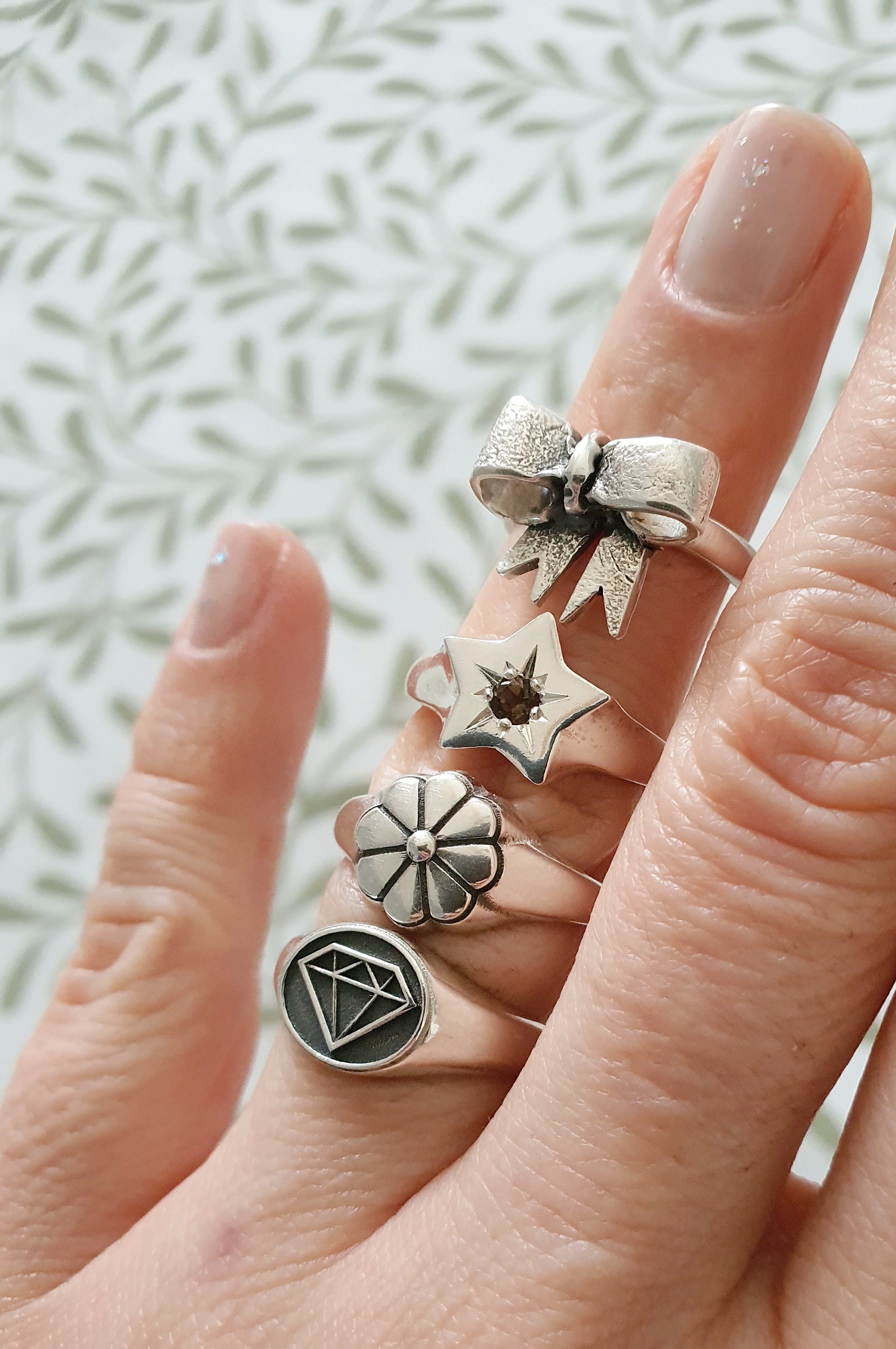 Sterling Silver Star Signet Ring , Shooting Star Ring With