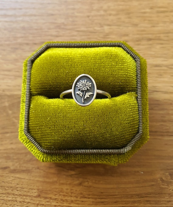 Sterling Silver Birthflower Ring - Mother's Ring -Family ring- Birthday Ring -Bridesmaid Gift -Dainty Ring