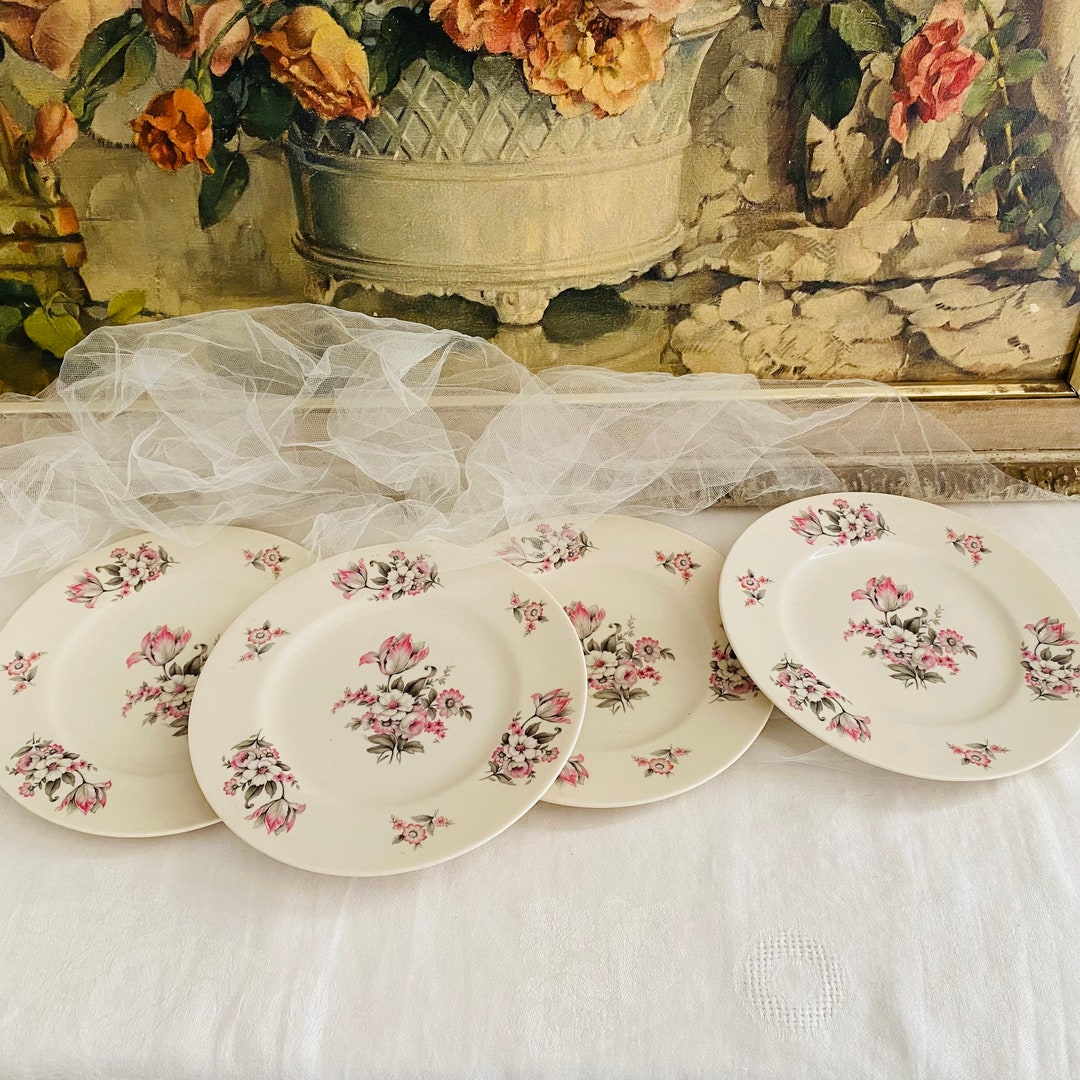 Vintage Aberdeen Porcelain Luncheon Plates Set of 4 Mid Century Moss
