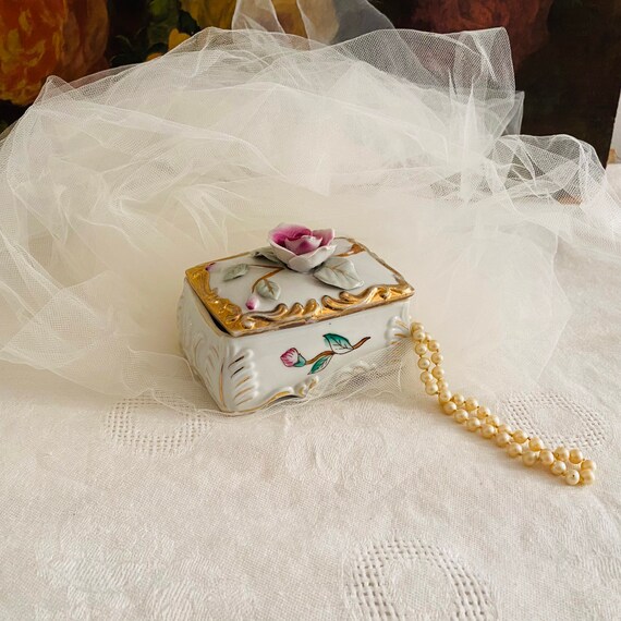 Vintage  Wales Porcelain Jewel Casket Porcelain F… - image 2