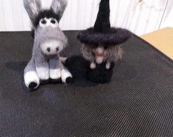Scary witch and her unfamiliar familiar!