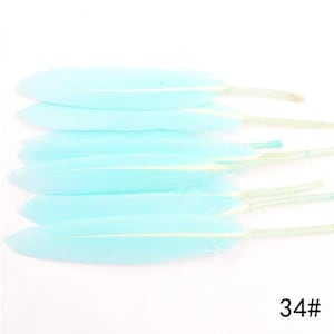 100 pcs light blue GOOSE feathers loose for craft supply