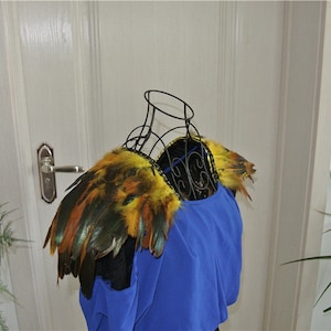 Handmade 2 pcs yellow rooster feather epaulette pads Carnival feather shoulder shrug burning man festival epaulettes