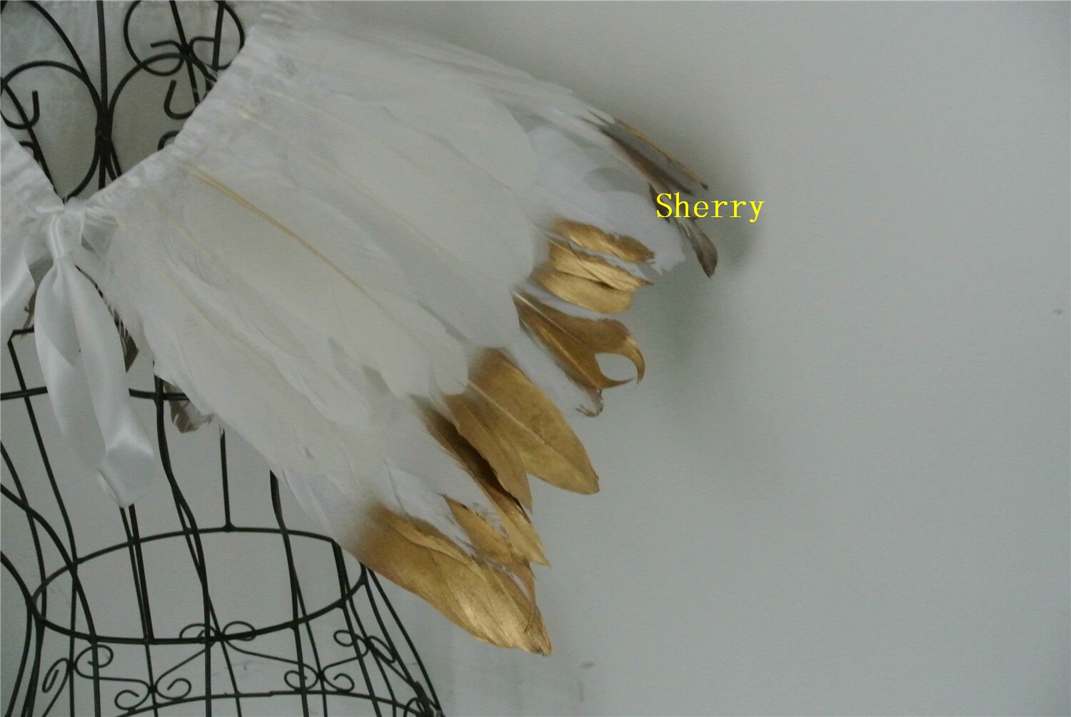 Chal De Plumas Negras Gótico | Mantón Con Correas Ajustables Para Halloween, Cosplay Y Fiestas | Talla Única Unisex