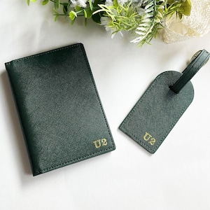 Suporte de passaporte de couro personalizado e etiqueta de bagagem, etiqueta de mala de couro vegana personalizada, carteira de capa de passaporte gravada, conjunto de presente de viagem