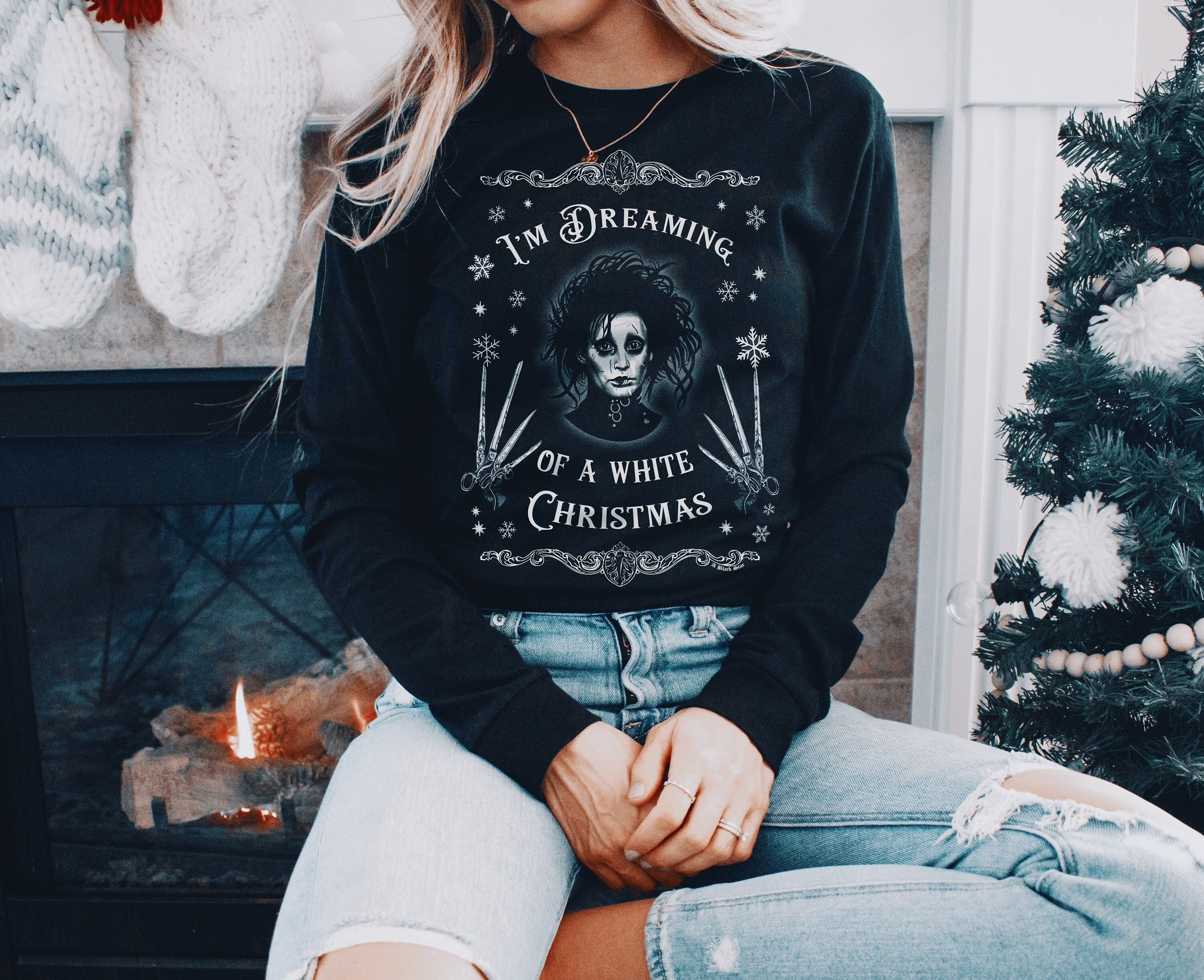 Discover Im Dreaming of a White Christmas Edward Sweatshirt