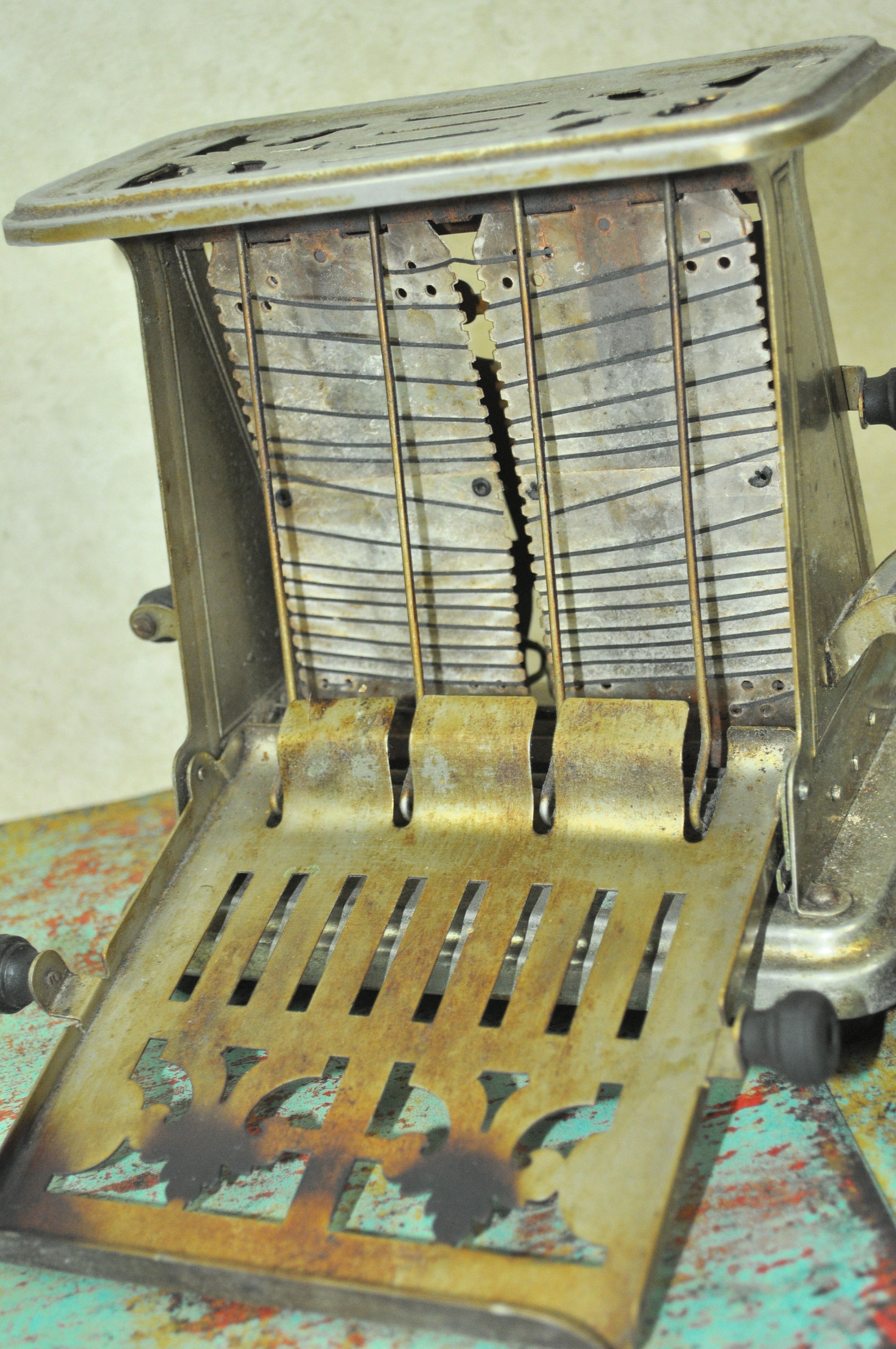 Toaster old side flip toaster mid century cottagecore Etsy