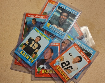 Topps Football 1971 Vintage Lot of 10 collectable cards