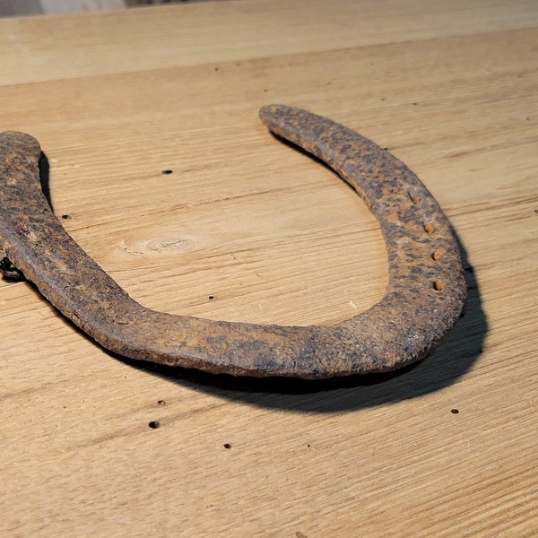 Old Horseshoe found object large rustic lucky 7 shoe door hanger rustic western home décor