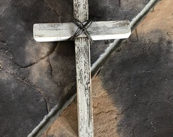 Rustic White Wood & Wire Cross Wall Decor Farmhouse Style Cross Home Decor