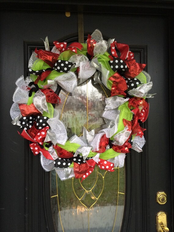 Items similar to Christmas Ribbon Deco Mesh Wreath Silver White Red ...