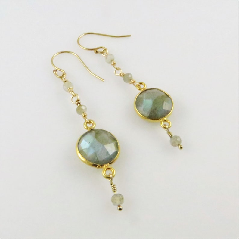 Labradorite Dangle Earrings Gold Fill, Gemstone Beads Ready to Ship E104 imagem 5