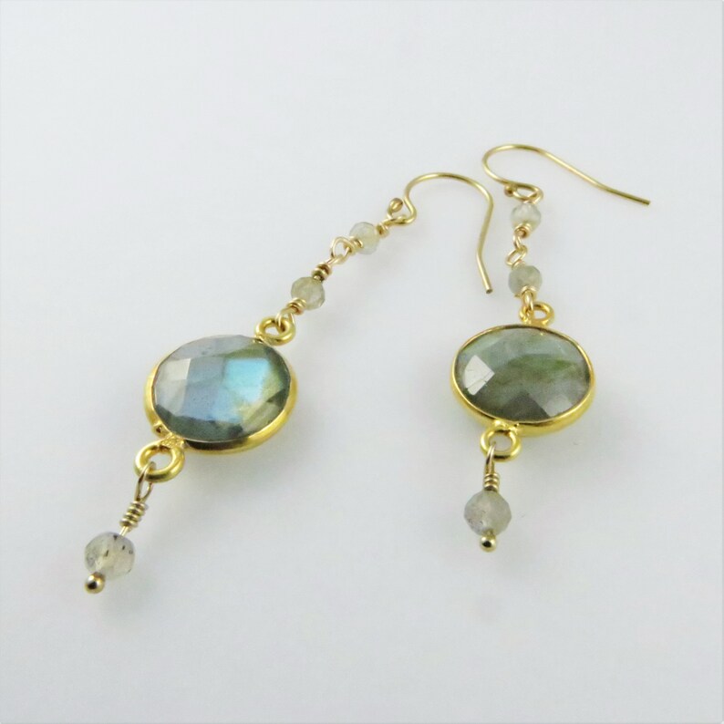 Labradorite Dangle Earrings Gold Fill, Gemstone Beads Ready to Ship E104 imagem 2