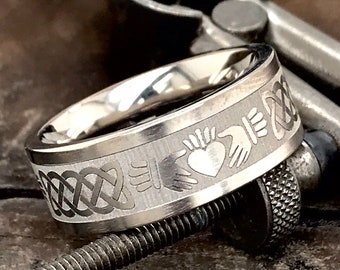 Titanium Ring - Titanium Band - Mens Titanium Ring - Mens Titanium Band - Claddagh Ring - Celtic Titanium Ring - Celtic Ring - Claddagh Ring