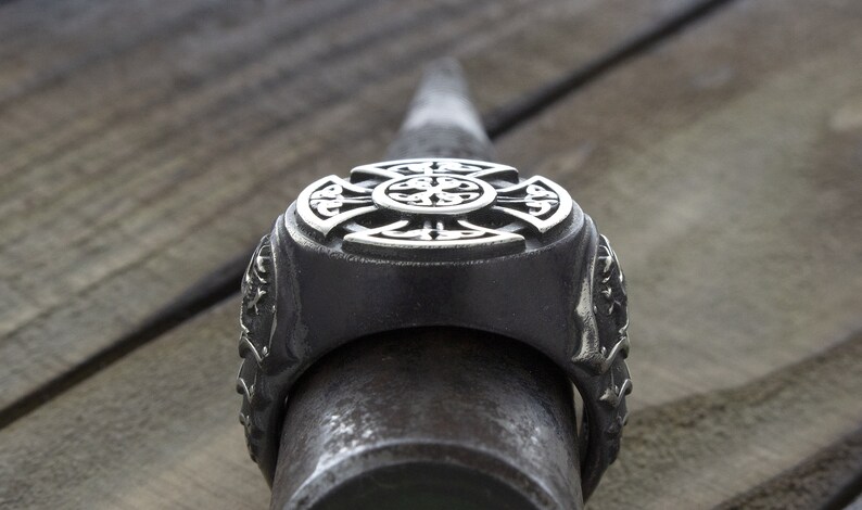 Silver Celtic Ring, Celtic Cross Ring, Celtic Knot Ring, Irish Ring ...