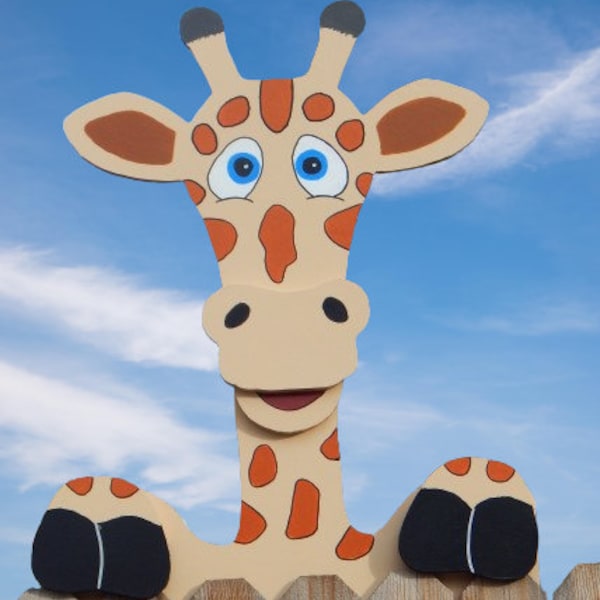 Giraffe Fence Peeker Yard Art Garden Playground School Preschool Decoration