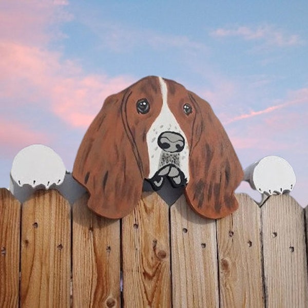 Basset Hound Dog Fence Peeker or Wall Hanging Yard Decorative Sign Dog Park Kennel Decoration
