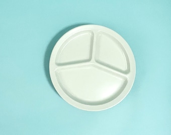 Vintage 60s 70s Seafoam Green Melamine Plate Set