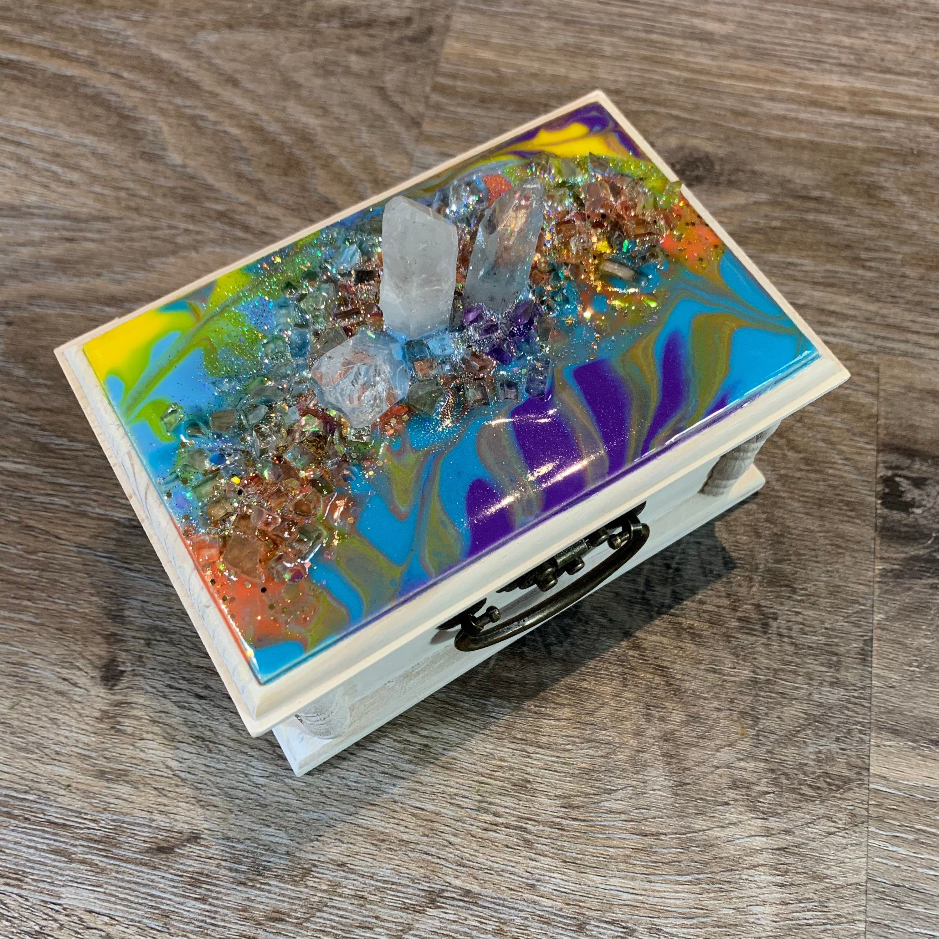 Caja inspirada en tie-dye acrílico con techo de cristal | Etsy