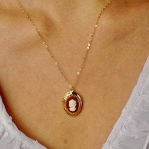 Cameo necklace, vintage cameo necklace, cameo jewelry, victorian necklace, cute necklace, everyday necklace, royal necklace, locket necklace