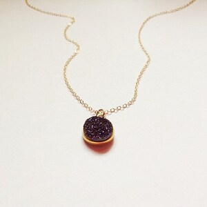 Small purple round druzy necklace, druzy necklace, small druzy necklace, dainty necklace, amethyst necklace, natural druzy necklace, sparkly